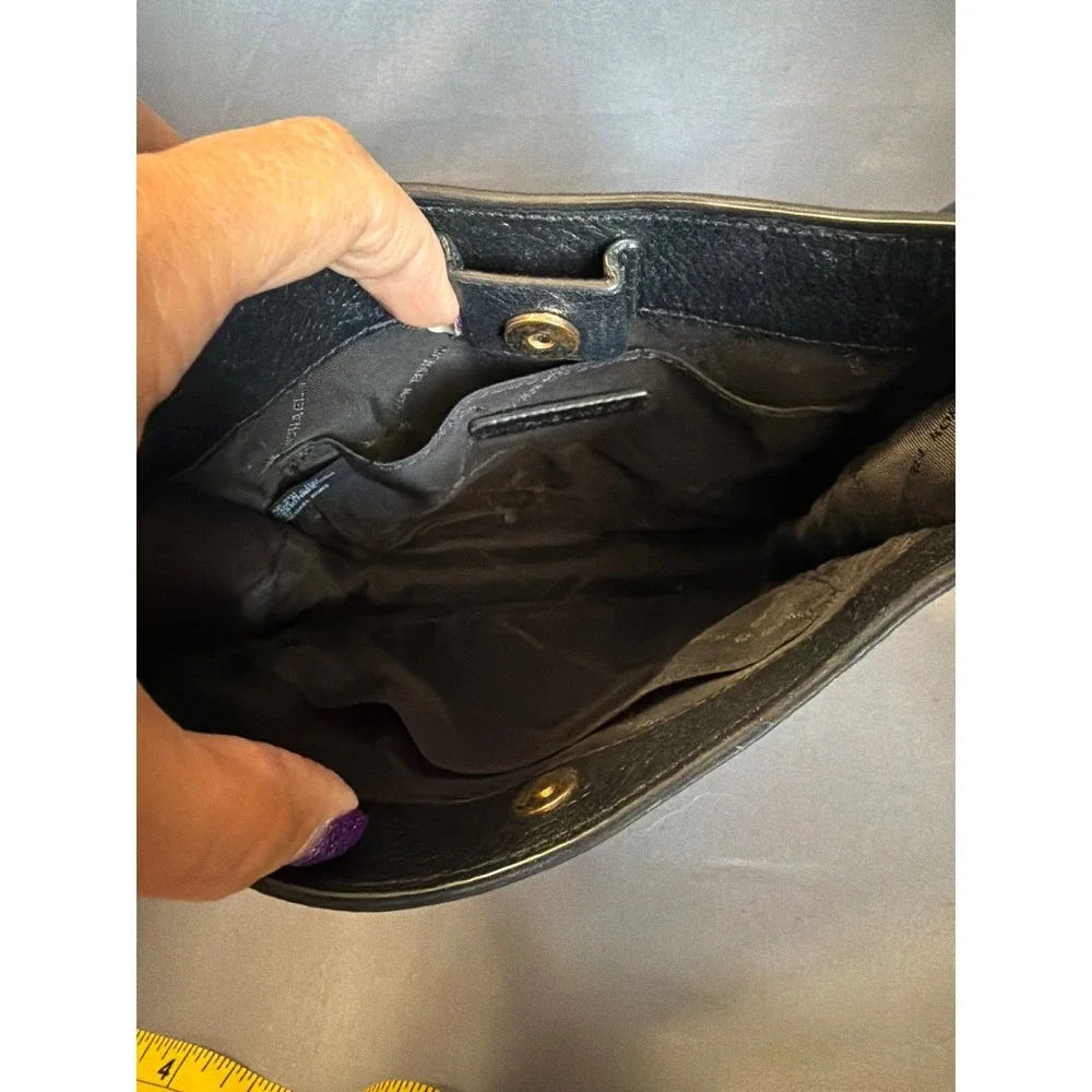 Michael Kors Black Pebbled Leather Crossbody Messenger Bag Gold Hardware